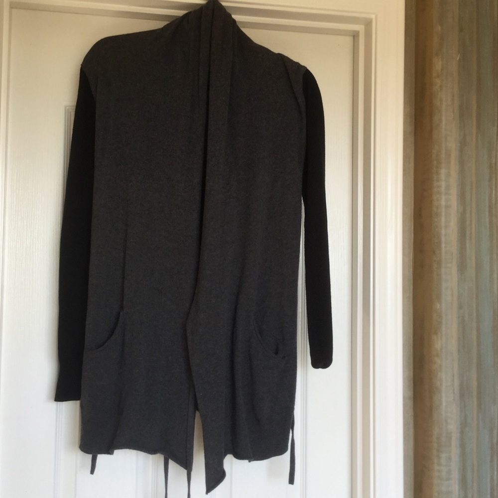 Cardigan sweater